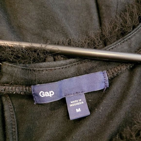 GAP Black Fringe Trim Peasant Top Keyhole Back Short Sleeve Size M - Picture 4 of 7